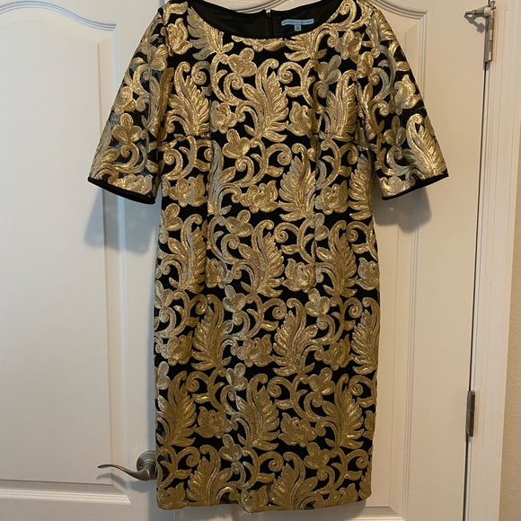 Black and gold sequin dress - Picture 1 of 4